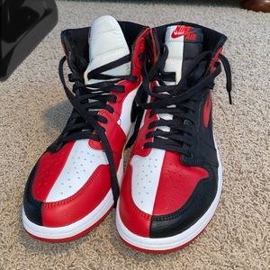 Air Jordan 1 - Homage to Home (non-numbered)